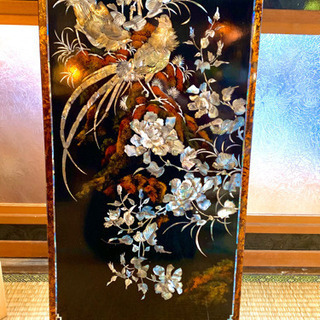 大幅値引き!鳥花草紋 青貝螺鈿壁掛け 黒漆塗 尾長鶏 − 高知県