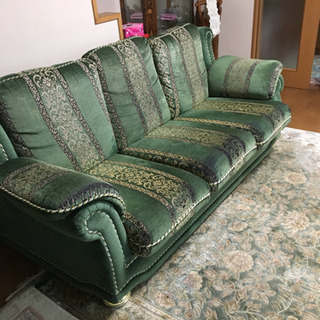 イタリア家具ソファーお安くしました。