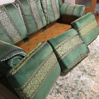 イタリア家具ソファーお安くしました。