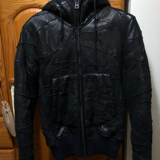 ヌメロデュエ　革ジャン