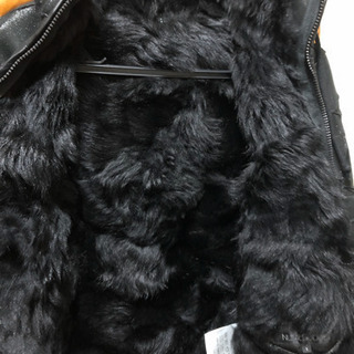 ヌメロデュエ　革ジャン