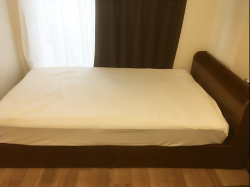 【美品】セミダブルベッド　ポケットコイルマットレス付き