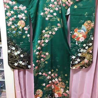 豪華古典振袖　深緑地蝶金箔　
