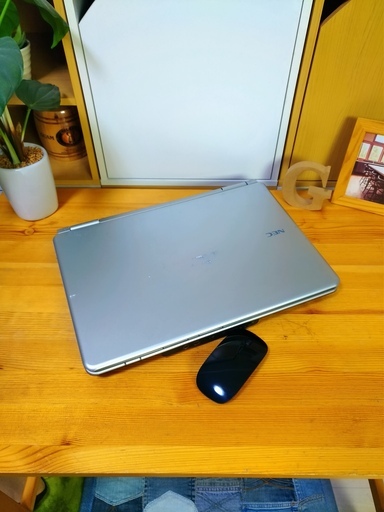 corei5メモリ8Gで超高性能♪　4コアCPU！　メタリックシルバーがカッコいい★　NEC VersaPro　DVDドライブ　大画面　最新Windows10　64Bit　大容量320G　高音質パソコン　銀色　高級感　15.6インチ大画面　テンキー＆マウス付き 　ノートパソコン　無線LAN　Wi-Fi対応　DVDドライブ