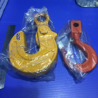 【人気沸騰】 ネツレン クランプ 2t 未使用品と 1t 吊りフック 少し使用 その他