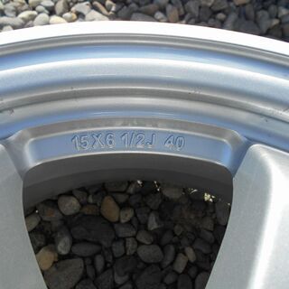 ◎全国発送対応いたします◎納車前外し トヨタ純正 50プリウス 15インチ 6.5J +40 100-5H キャップ付【新車外し ZVW51 ZVW55 Aプレミア スタッドレス ZVW30 車検】