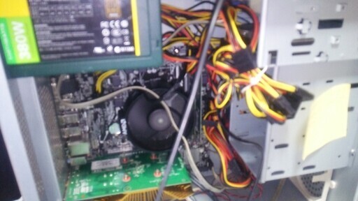 AMD ryzen1400 メモリ16GB SSD240GB 自作機M-ATX