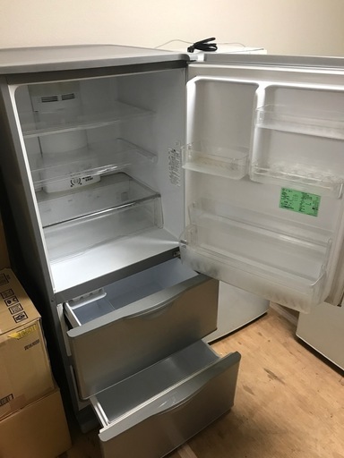 【美品】 3ドア冷蔵庫 サンヨー SR-261P-S