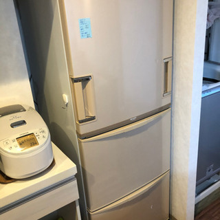 シャープ冷蔵庫　両開き　どっちでもドア　差し上げます