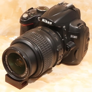 ☆自撮り＆スマホ転送☆ニコン D5000 手振れ補正レンズキット 