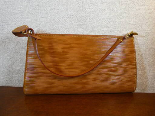 LOUIS VUITTON ルイヴィトン エピポーチ | noonanwaste.com