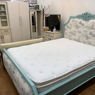 クイーンベッド売ります！