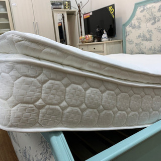 クイーンベッド売ります！