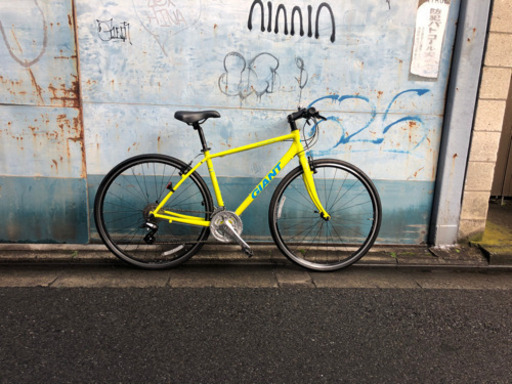 美品　2018年モデル　GIANT ESCAPE R3 ジャイアント　エスケープ　高年式　直接引き取りのみ
