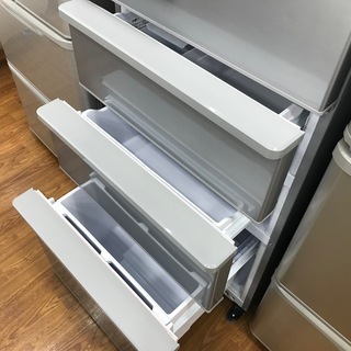 6ヶ月間の保証付 AQUA（アクア）4ドア冷蔵庫 2018年製 AQR-36G