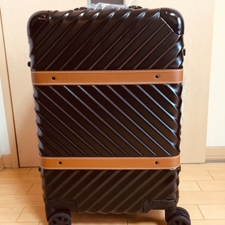 新品 未使用　おしゃれなスーツケース　Sサイズ　1～3泊用　ブラック
