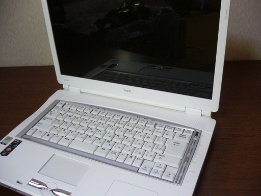 NEC Lavie 最新の物ではありませんが超美品  Win10