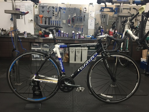 ロードバイク wilier la triestina lampre