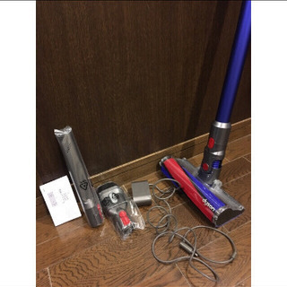 ほぼ新品☆Dyson ダイソン充電式クリーナー☆定価約￥5万　格安SALE❣️
