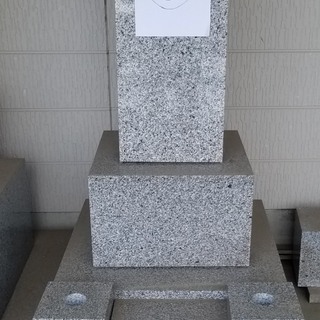 ⭐️店じまい最終処分品さらに値下げ⭐️未使用展示品⭐️墓石  