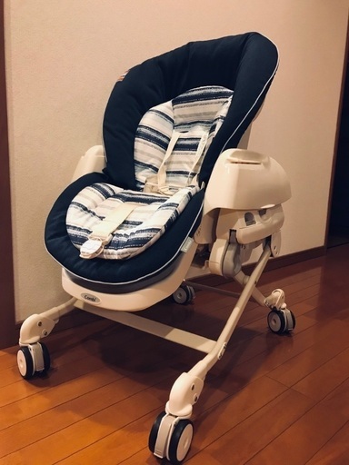 コンビ　ネムリラ　オートスウィング