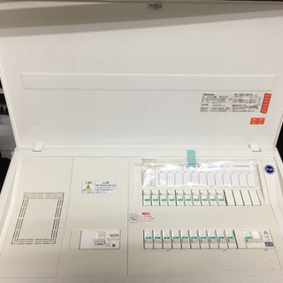 住宅分電盤 太陽光発電用ブレーカー付き 定格電流60A 未使用品 箱、説明書無し 美品