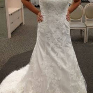 【値下げしました】OLEG CASSINI オレグ　カッシーニ　ウェディングドレス