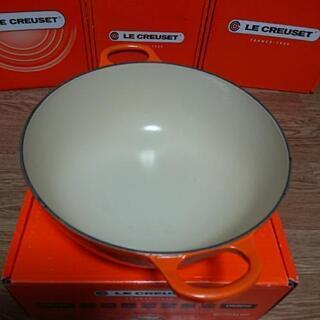 ‼️新品税込39600円です‼️値引きしました‼️ル・クルーゼ(Le Creuset) 鋳物 ホーロー 鍋 マルミット 26 cm オレンジ ガス IH オーブン 対応 
