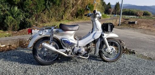 香川県 リトルカブ 2016年式 走行距離3700キロ セル付き 4速