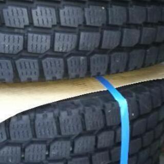 【里親決定】ハイエース バリミゾ４本‼ 鉄ホイール&スタッドレスタイヤ 195/80R15 6穴 ヨコハマ          