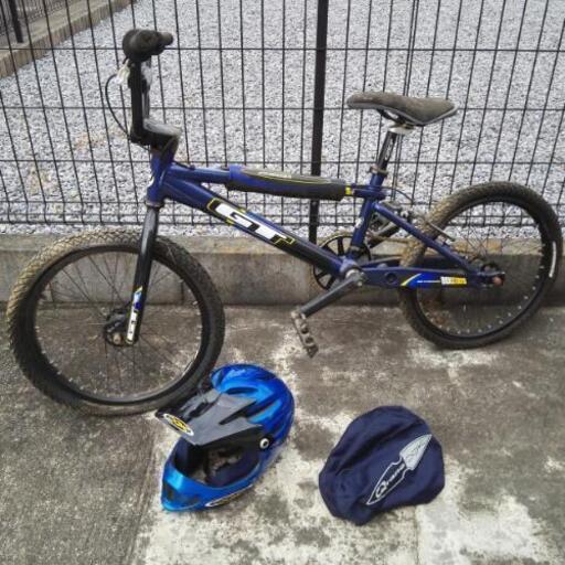 大人用BMX レーサー、フルフェイスタイプヘルメットのセット
