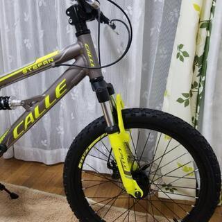 アルミフレーム 前後サスペンション 前後ディスクブレーキ 7スピード