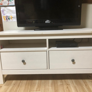 IKEAのテレビ台　元値30000円いかないくらい！