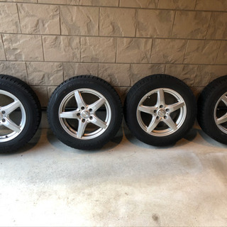 ダンロップスタッドレスタイヤとホイール 4本