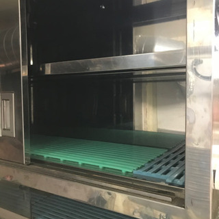 家具 業務用ステンレス食器棚 二段＋1段 壁付けタイプ 下ガラスタイプ