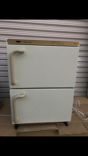 タオルウォーマー 32リットル　HOT BOX
