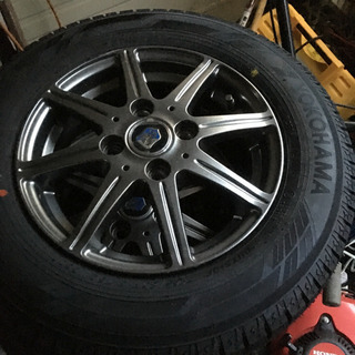 【ネット決済・配送可】スタッドレスホイール145/80R13 i...