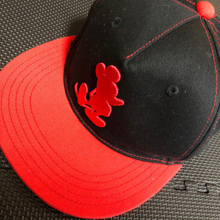 ミッキーの赤い帽子「公式」