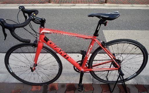 Giant ロードバイク Defy3 2016年モデル GIANT(ジャイアント) DEFY3 2016年モデル - サイクルショップ金太郎の