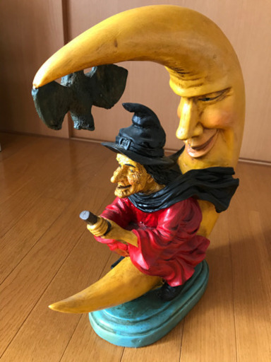 木製レトロな置き物