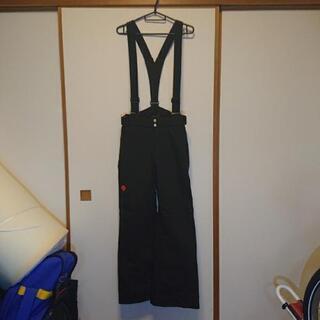 新品未使用  DESCENTEのスキーウェア上下セット