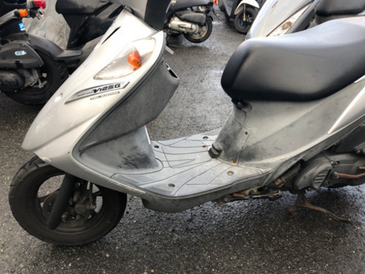 アドレスV125 実働 登録すれば今日から乗れます　格安！　近場は本日午前中に配送可能！　 勤務先でも配送します^ ^ 受け渡し決まりました アドレス V125 実働車