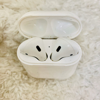 AirPods 第一世代　（ややジャンク）