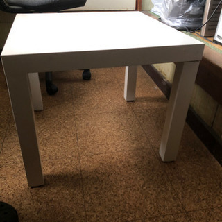 【価格改定】IKEAで購入　小さいテーブル
