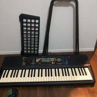 ヤマハ　キーボード　ピアノ　電子ピアノ　PSR-195