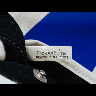 シャネル ポーチ 値下げしました