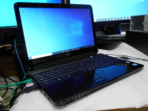 ノートパソコン 富士通 LIFEBOOK Windows10 本体使用時間約900時間 i5-2450M 新品SSD256GB メモリ8GB Office2010 30日間保証付き