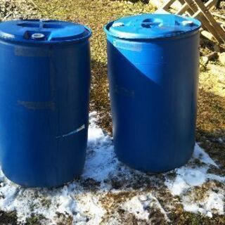 ポリドラム缶 200L 雨水タンク、農業用タンクなどにいかがですか