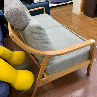 ヘッドレスト付きソファー　グレー×ナチュラル ヘッドレスト付きソファー グレー×ナチュラル