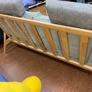 ヘッドレスト付きソファー グレー×ナチュラル